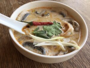 Tom Kha Soup 酸辣椰奶磨菇湯
