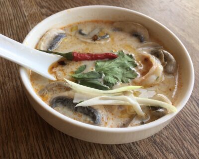 Tom Kha Soup 酸辣椰奶磨菇湯